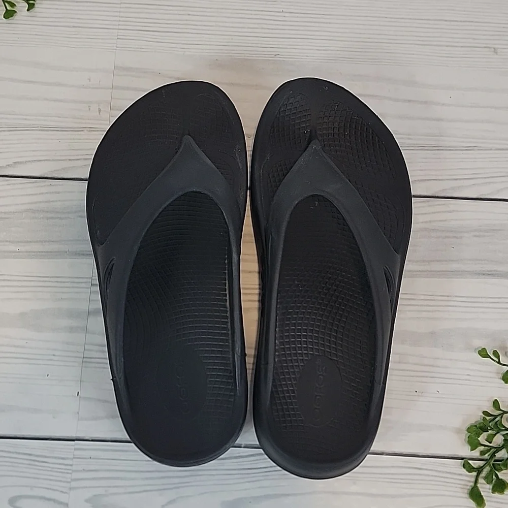OOFOS Original Recovery Black Comfort Thong Sandals Womens Size 9 - Picture 5 of 9